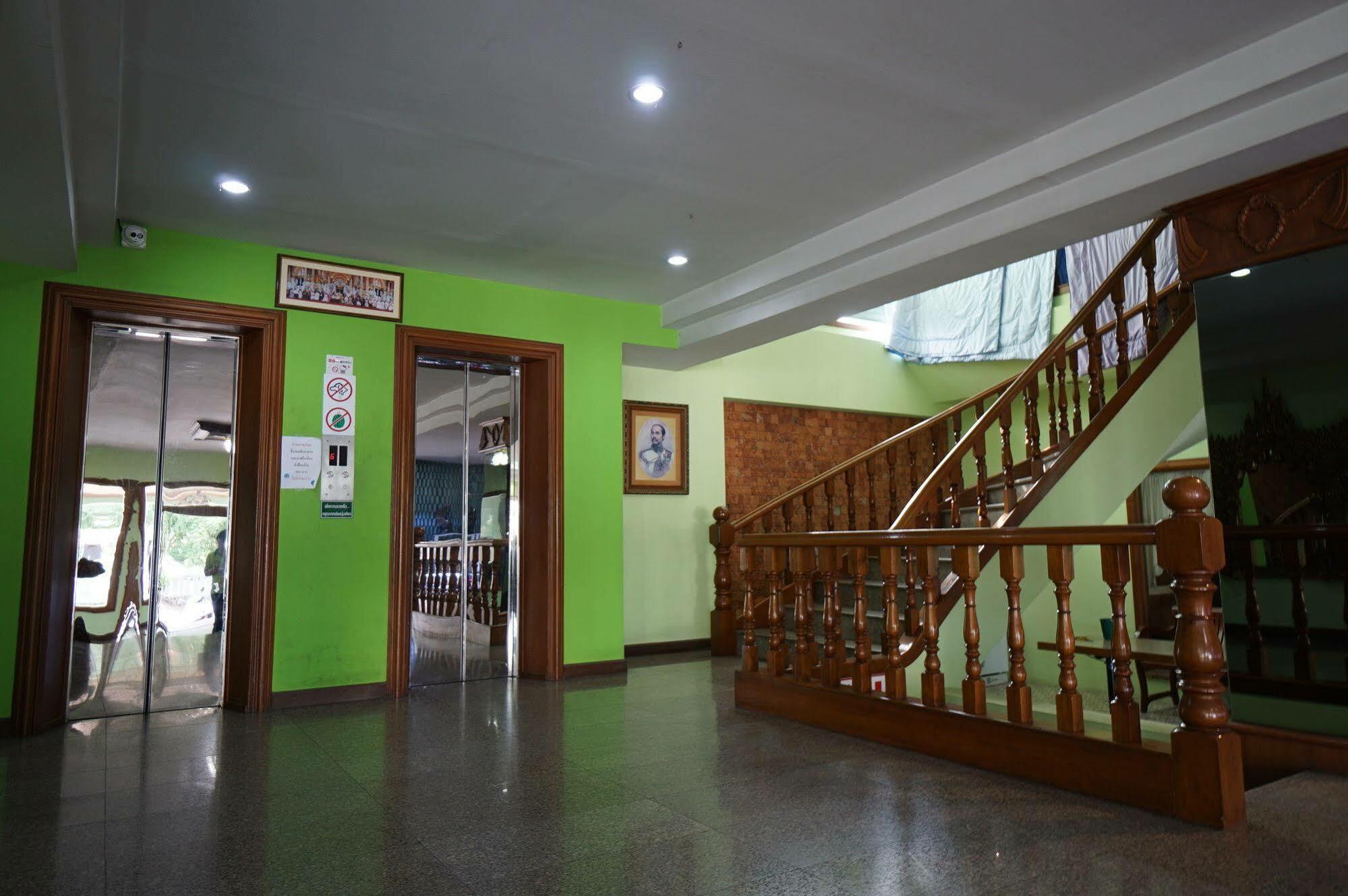 Hotel Palace