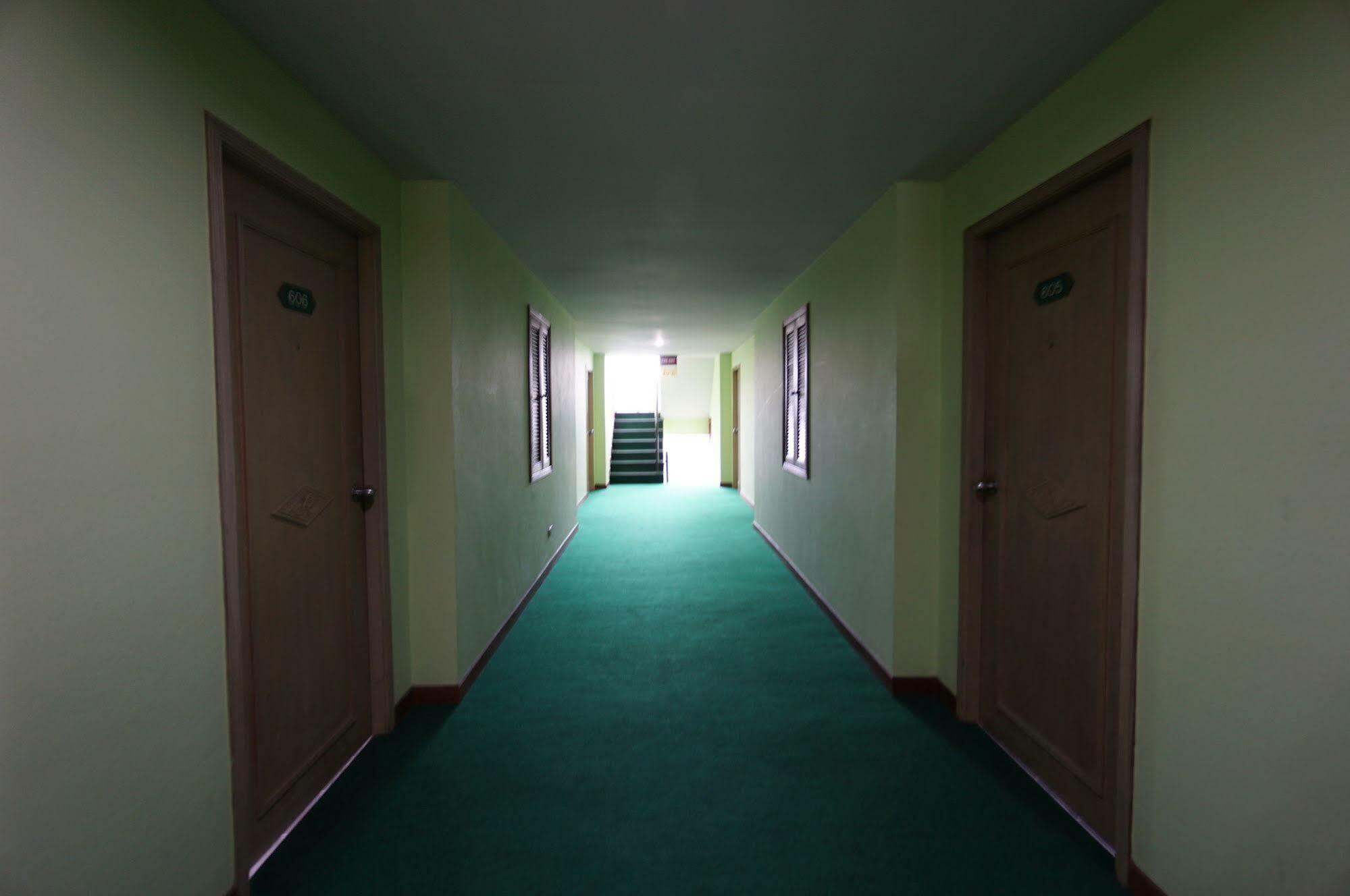 Green Palace Hotel