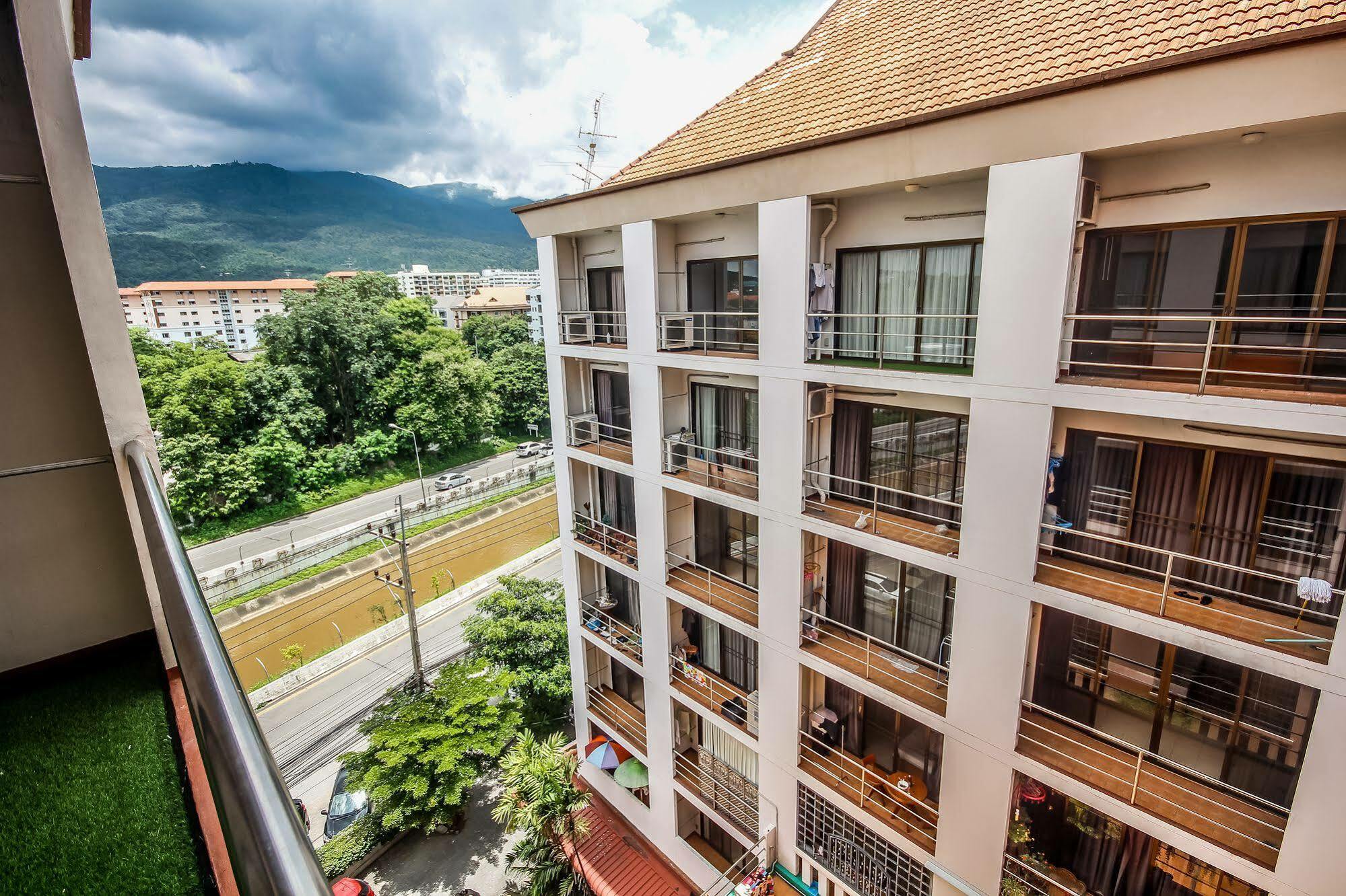 Apartment Phusuang Place