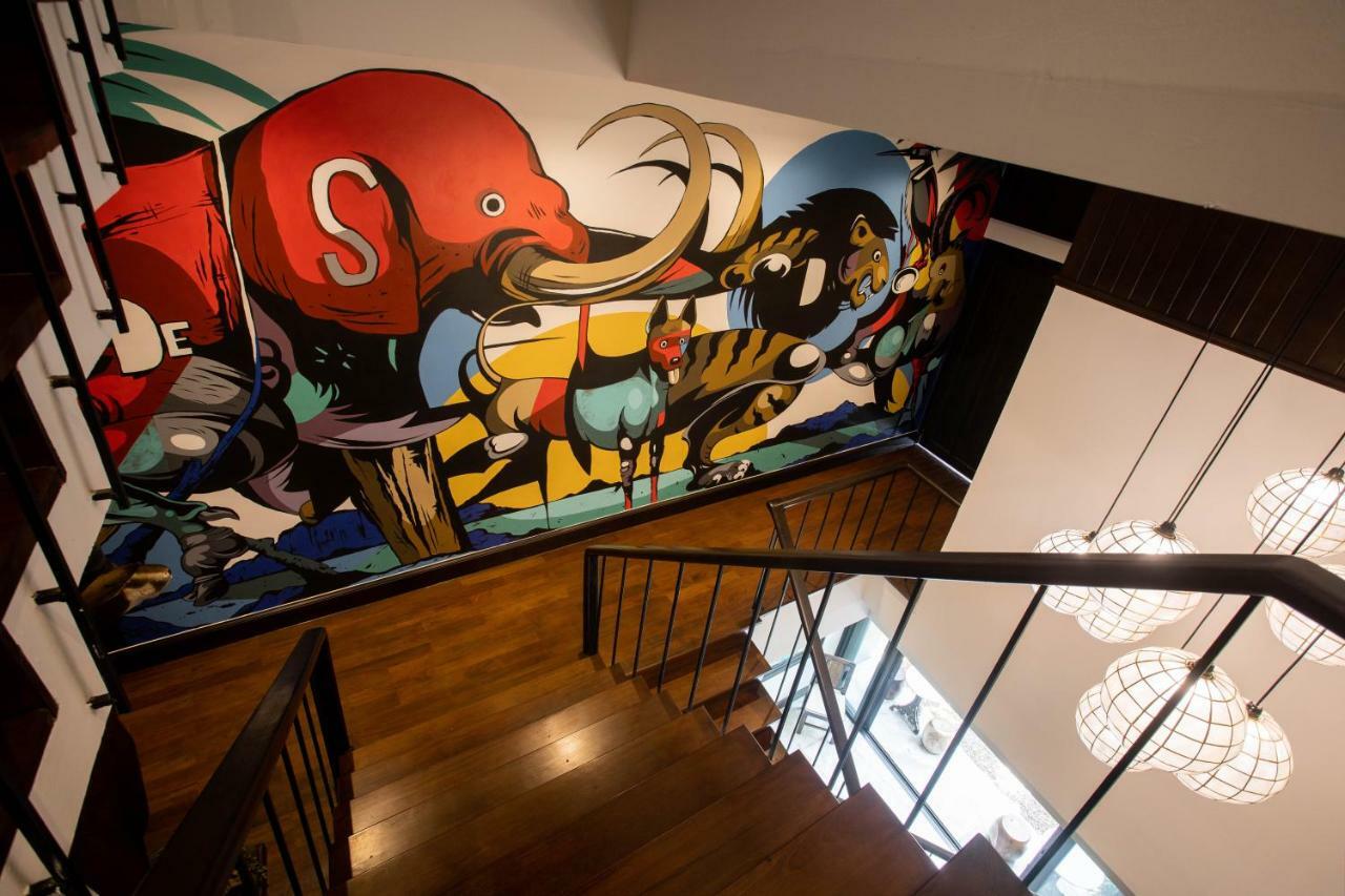 Hotel The Bridge An Eclectic Luxotel 4*