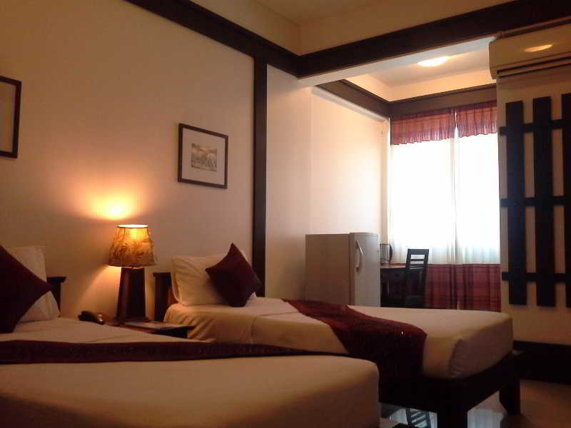 Hotel Sakulchai Place 3*