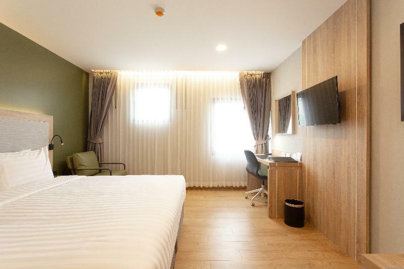 Hotel Prime Square Chiang Mai