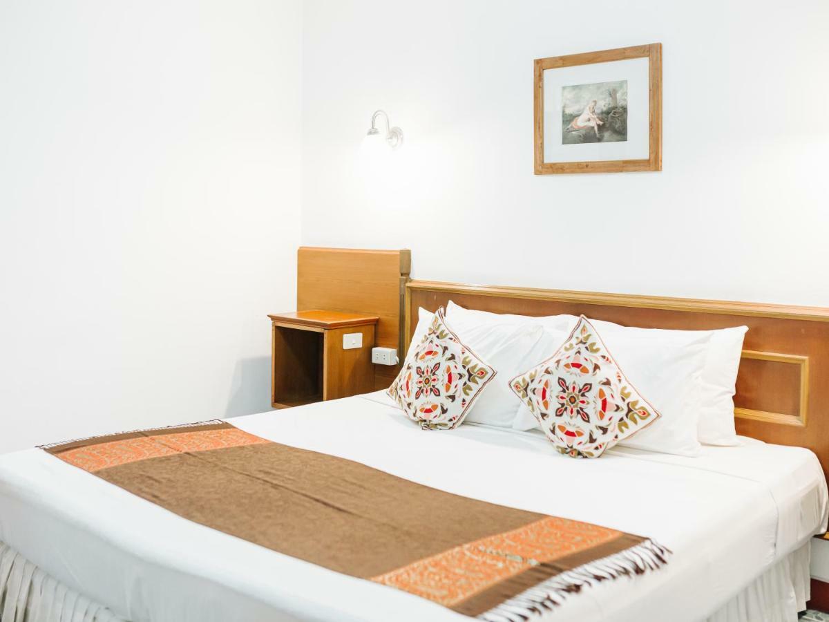 Rendezvous Oldtown Chiangmai Sha Extra 3*