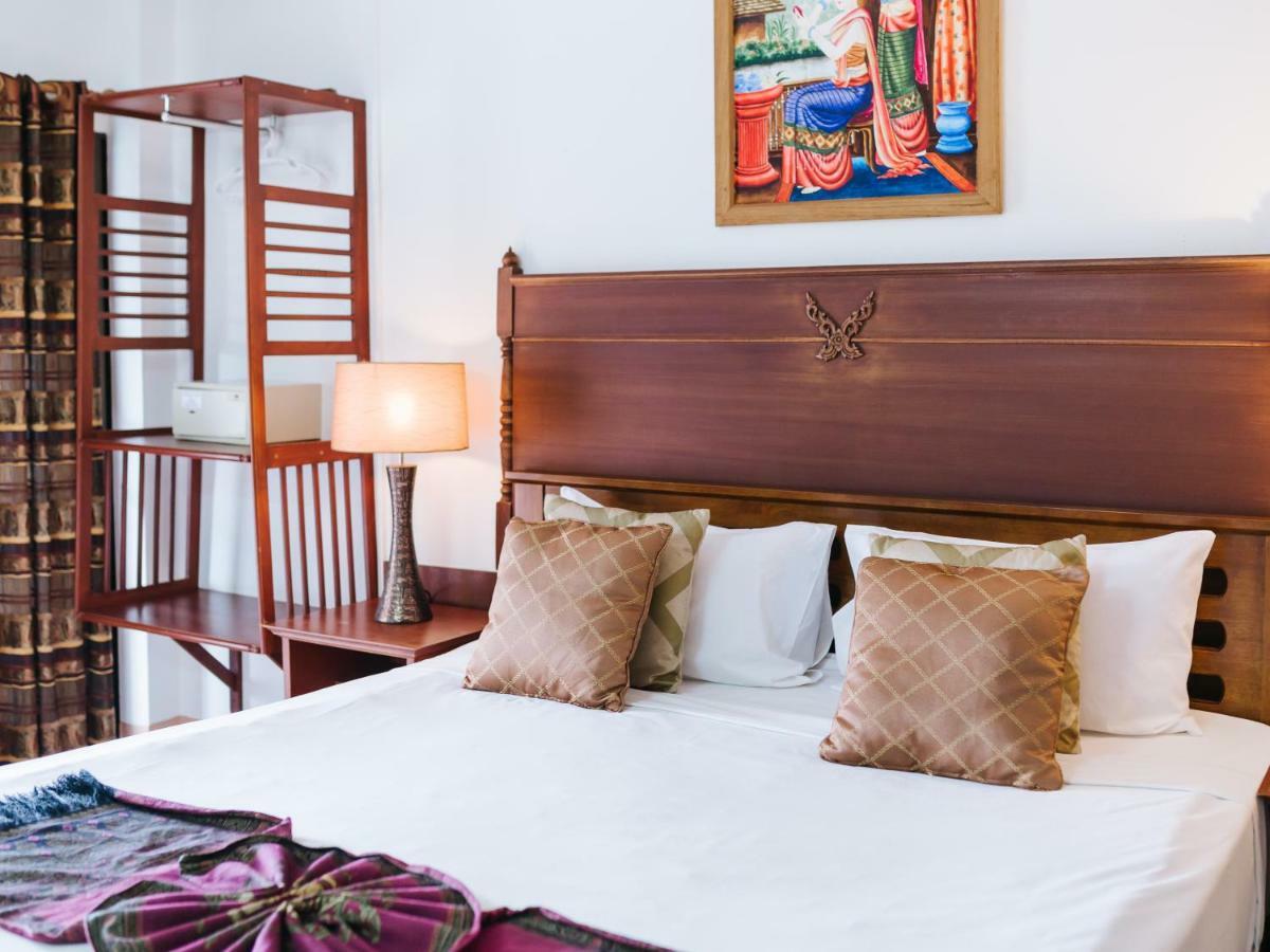 Rendezvous Oldtown Chiangmai Sha Extra Guest house