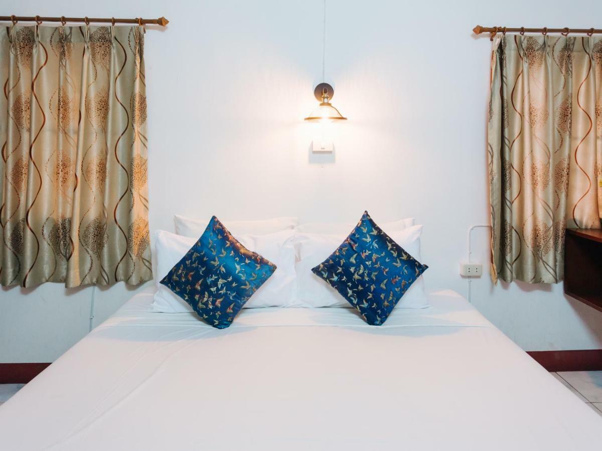 Rendezvous Oldtown Chiangmai Sha Extra Guest house
