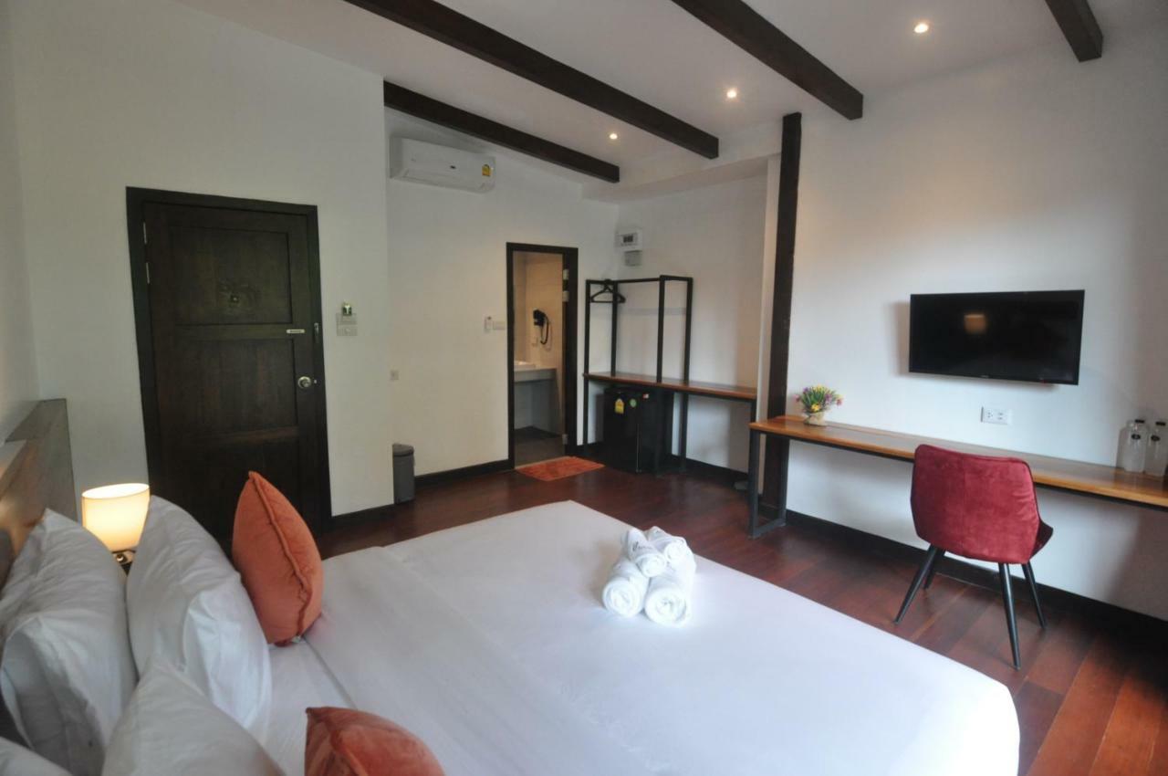 The Eight Ratvithi House 3* Chiang Mai