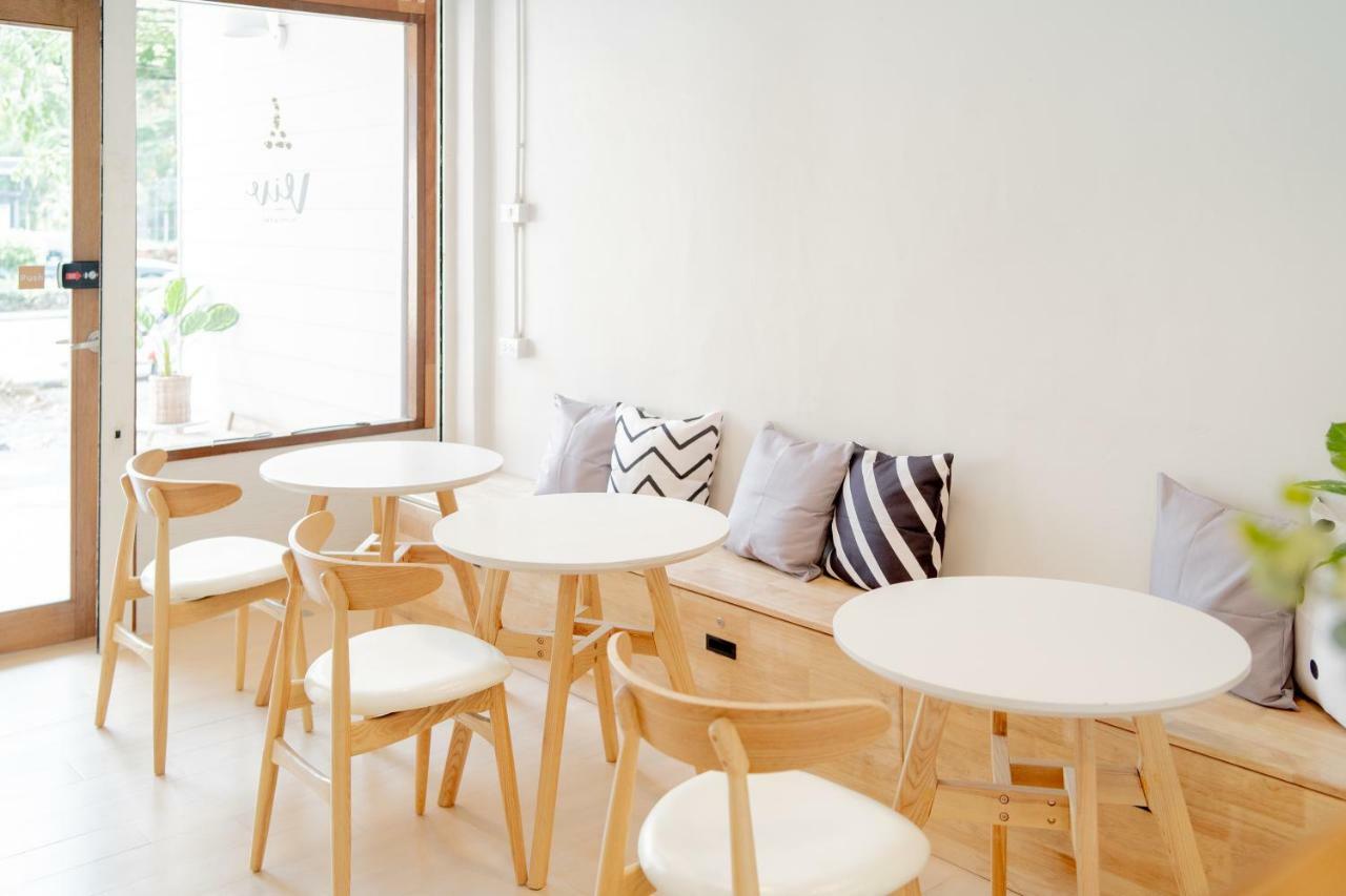 Viv Hometel&cafe Albergue