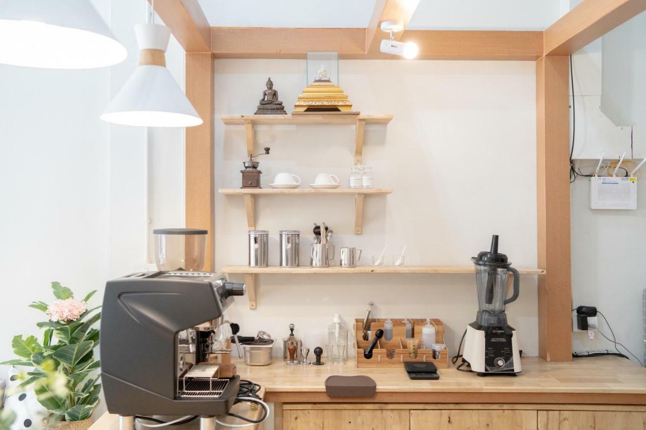 Viv Hometel&cafe Albergue Chiang Mai