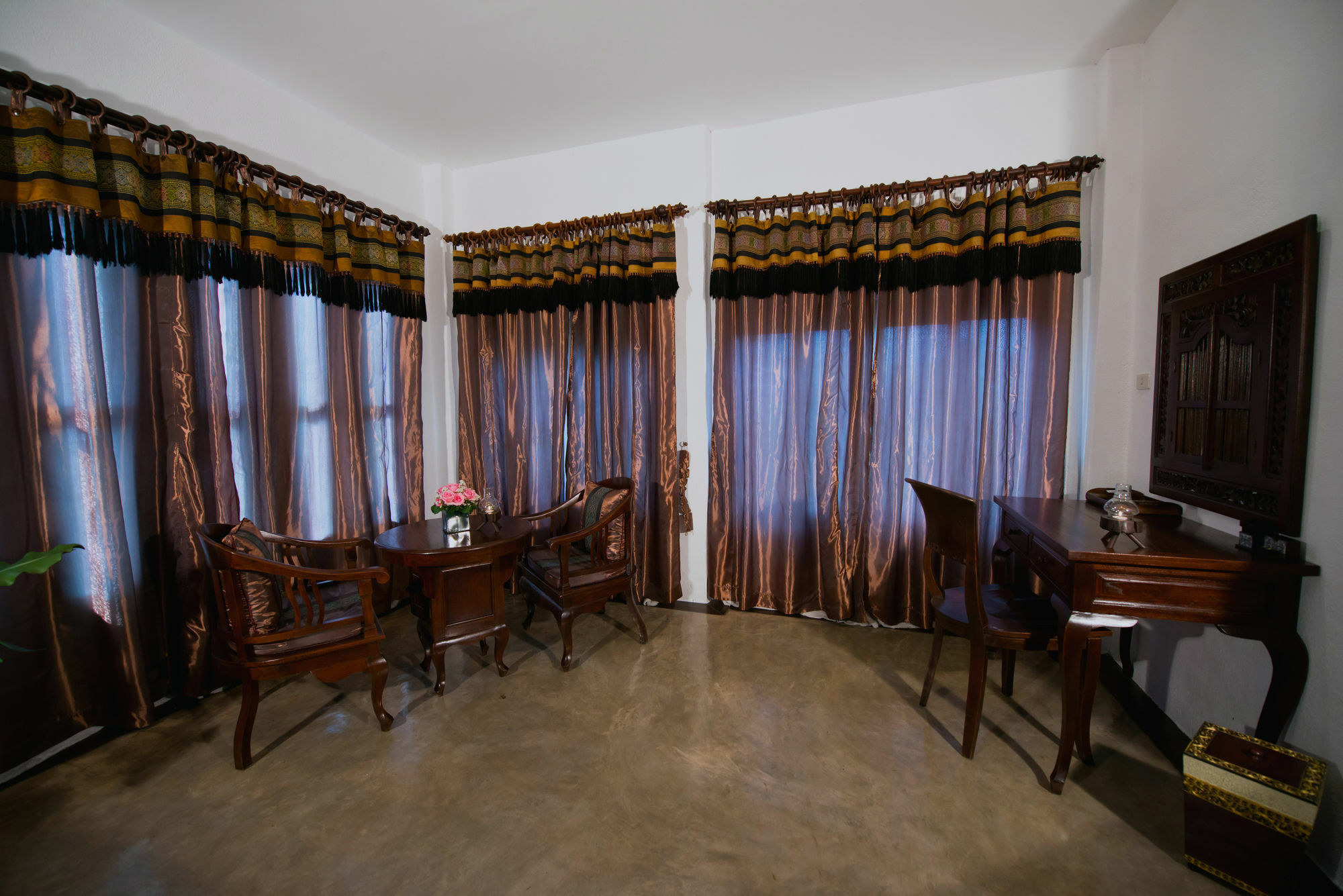 Hotel Baan Vartika At Ping Chiang Mai