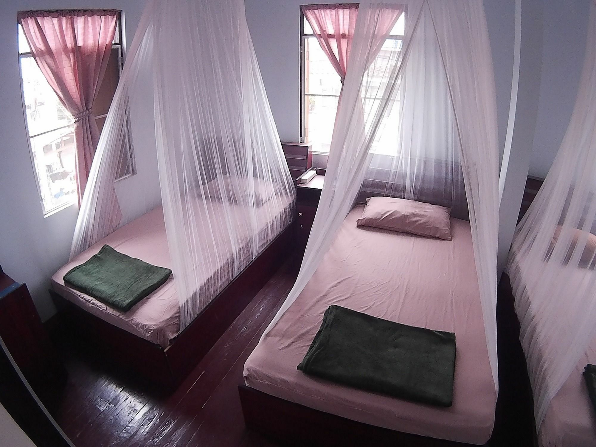 Twin House @ Tapae Albergue Chiang Mai