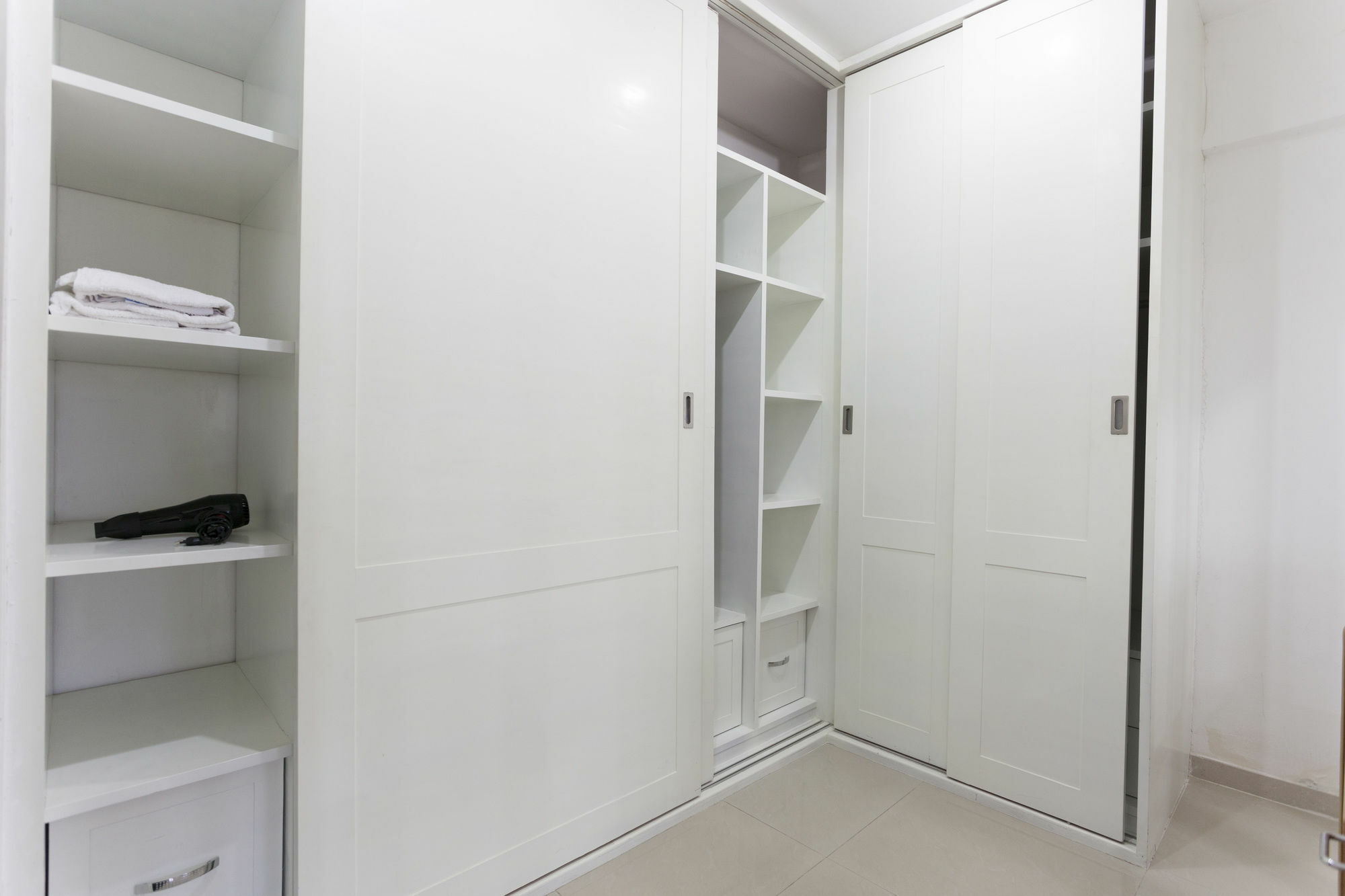 Aparthotel Galare Thong Tower