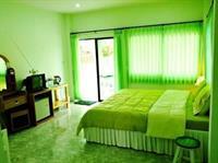 Baan Suay Huean Ngam Apartment