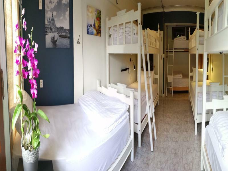 Hostel Bed In Town Chiang Mai