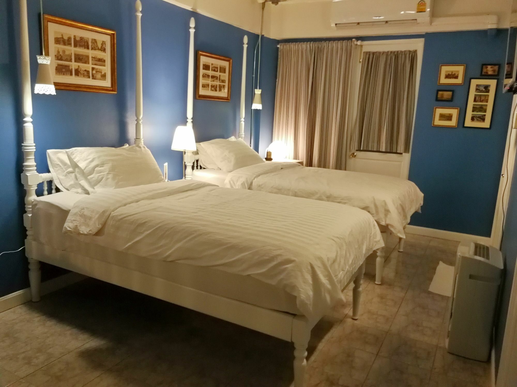 Hostel Bed In Town