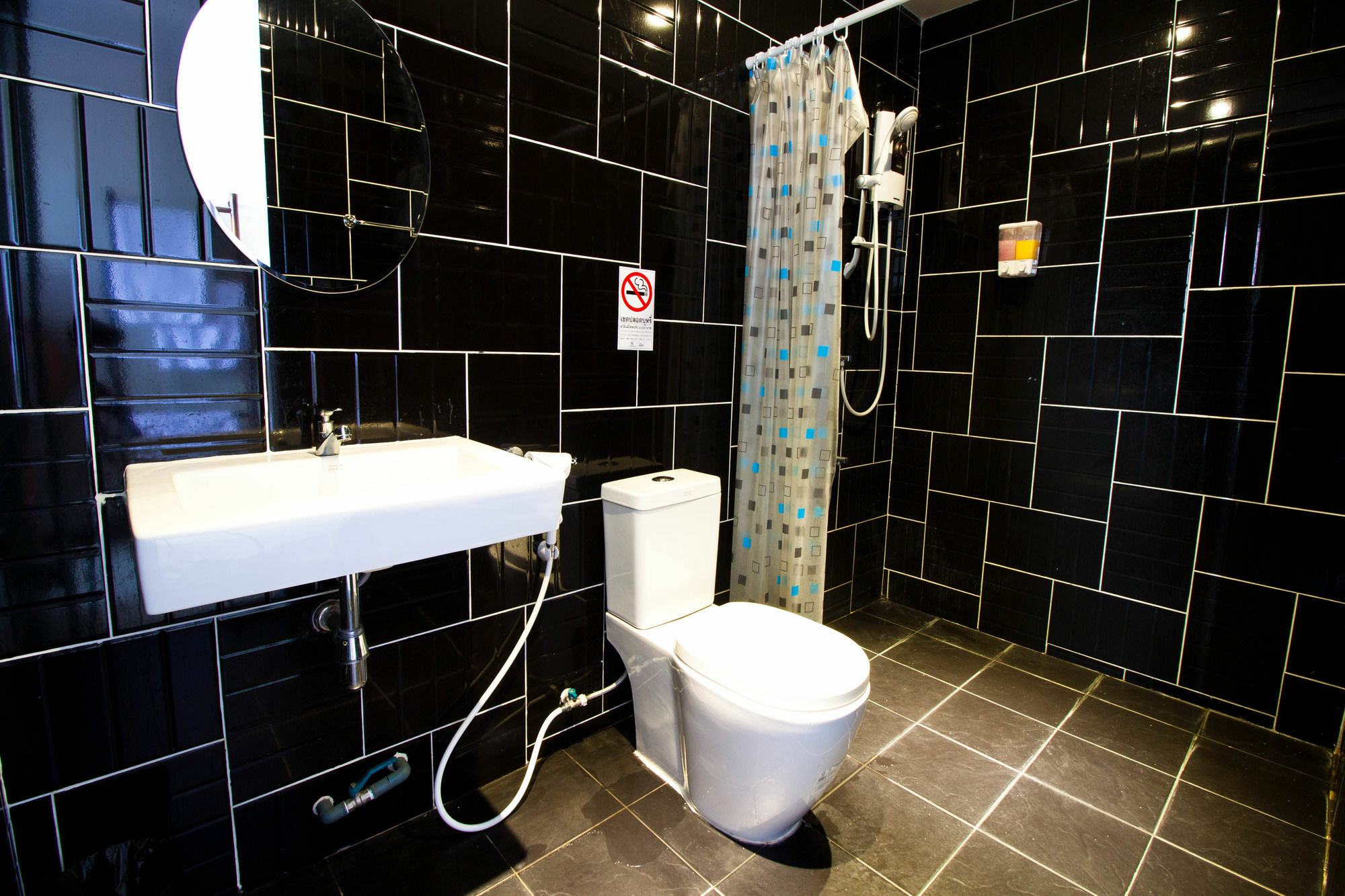 3 Laan House Hotel 3*