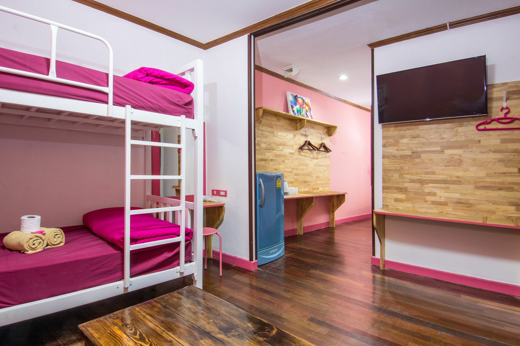 Central Guesthouse Guest house 2*