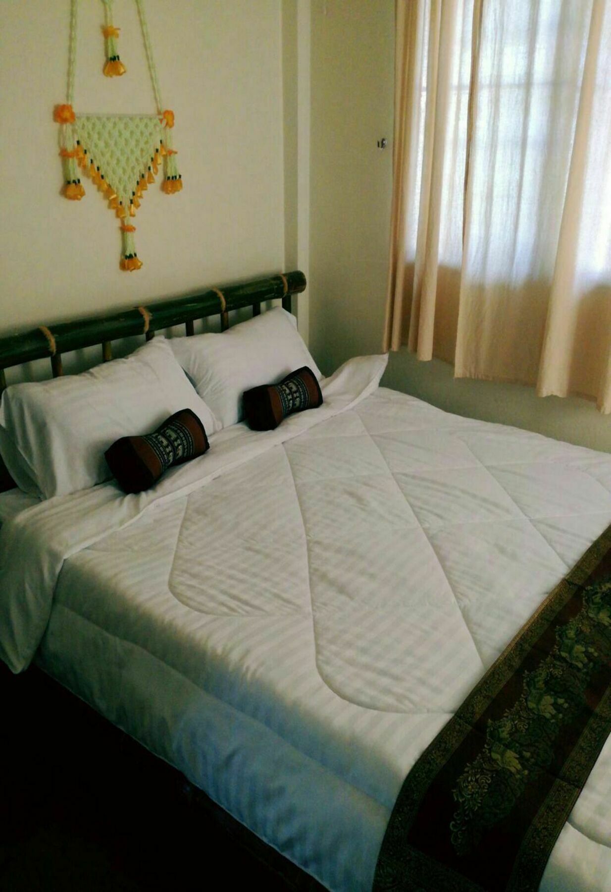 Aiyares 2* Chiang Mai