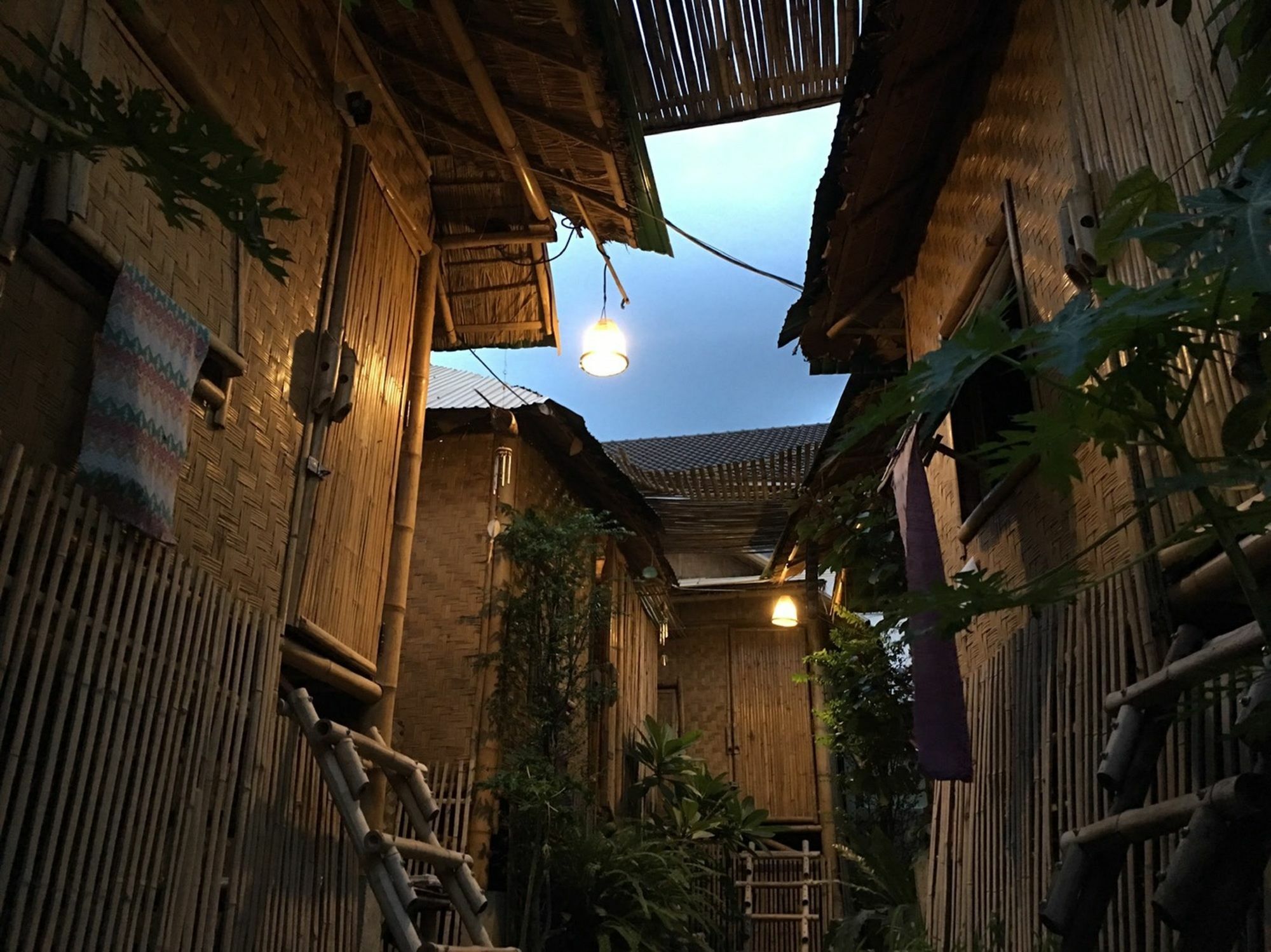 Fundee Story Bamboo House In Old Town Chiang Mai