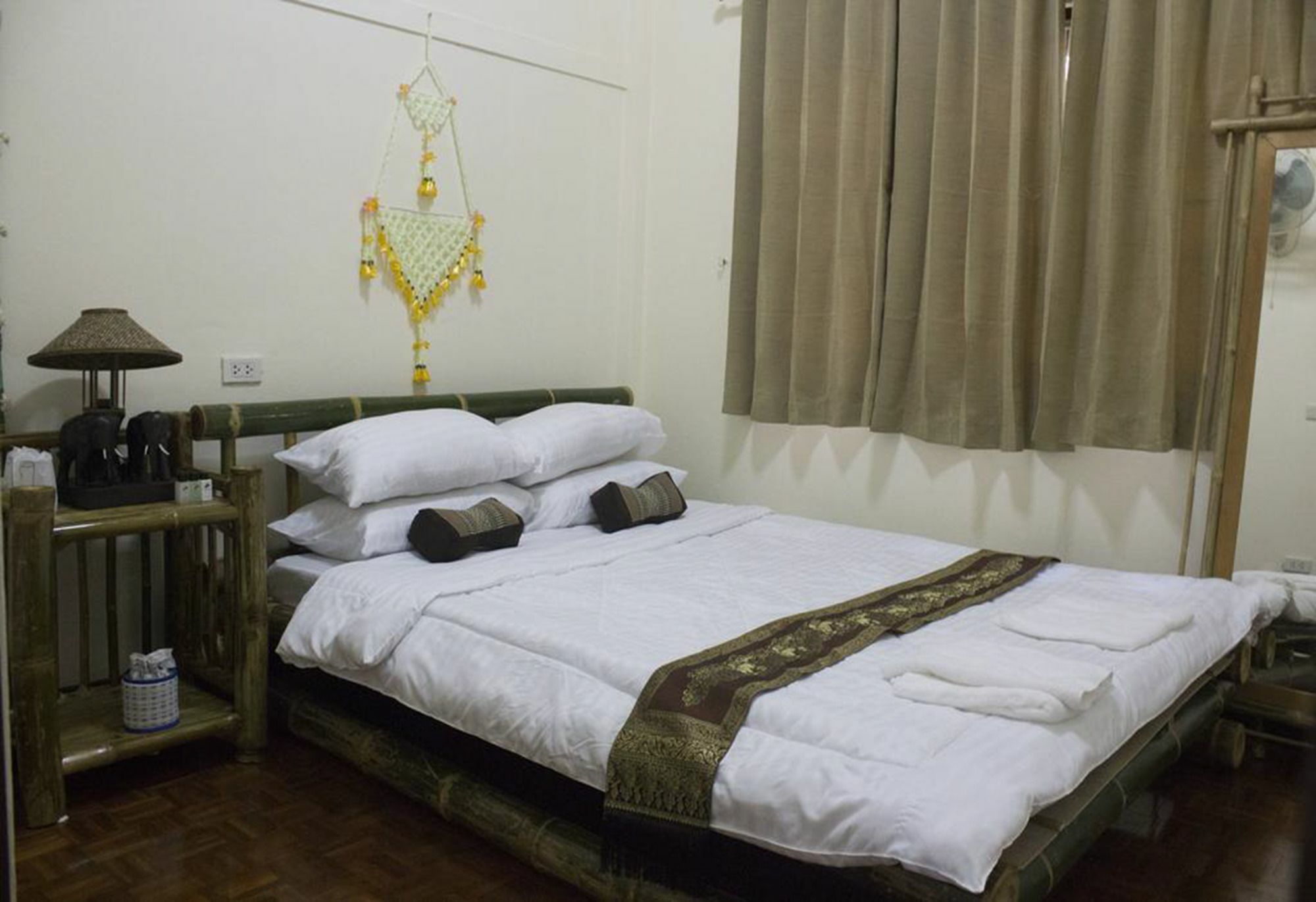 Aiyares 2* Chiang Mai