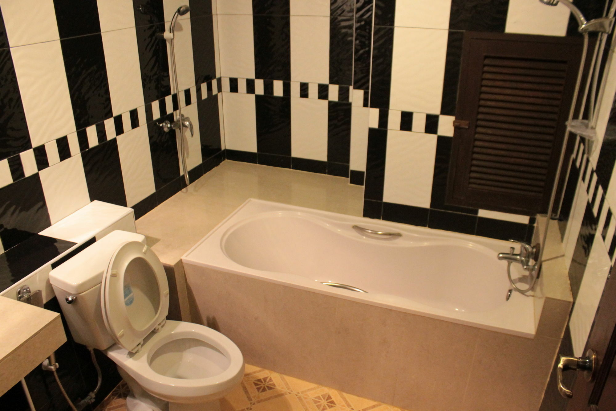 Flora House Guest house