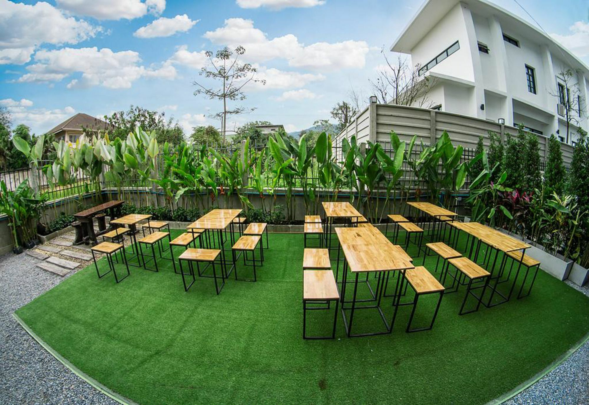 Km Hotel 3*