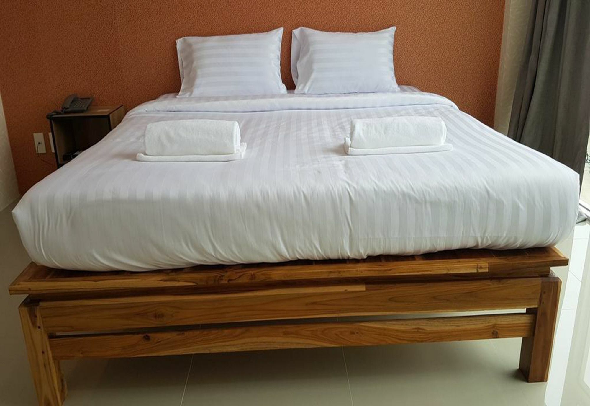 Km Hotel 3*