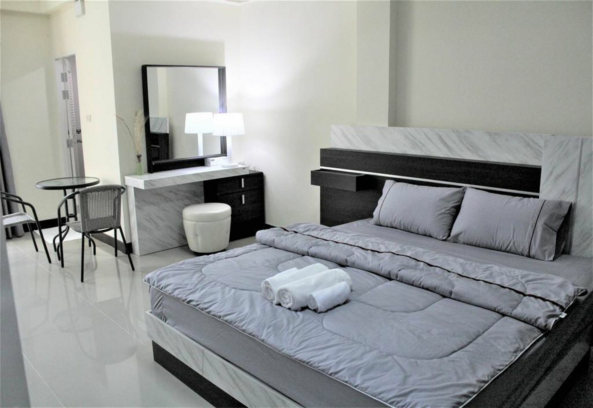Guest house The Coffee & 3*