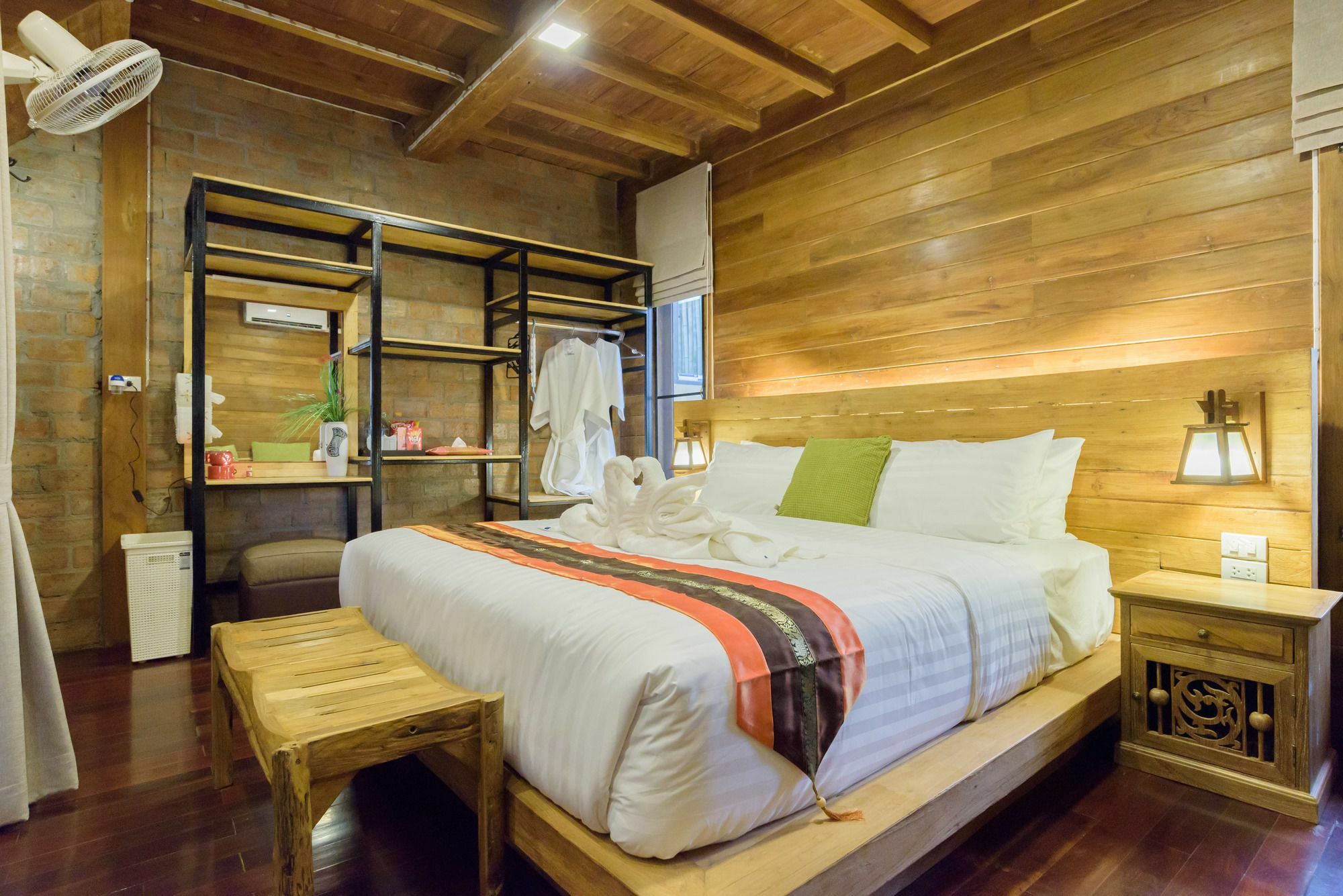 Sabai Riverside Villa *