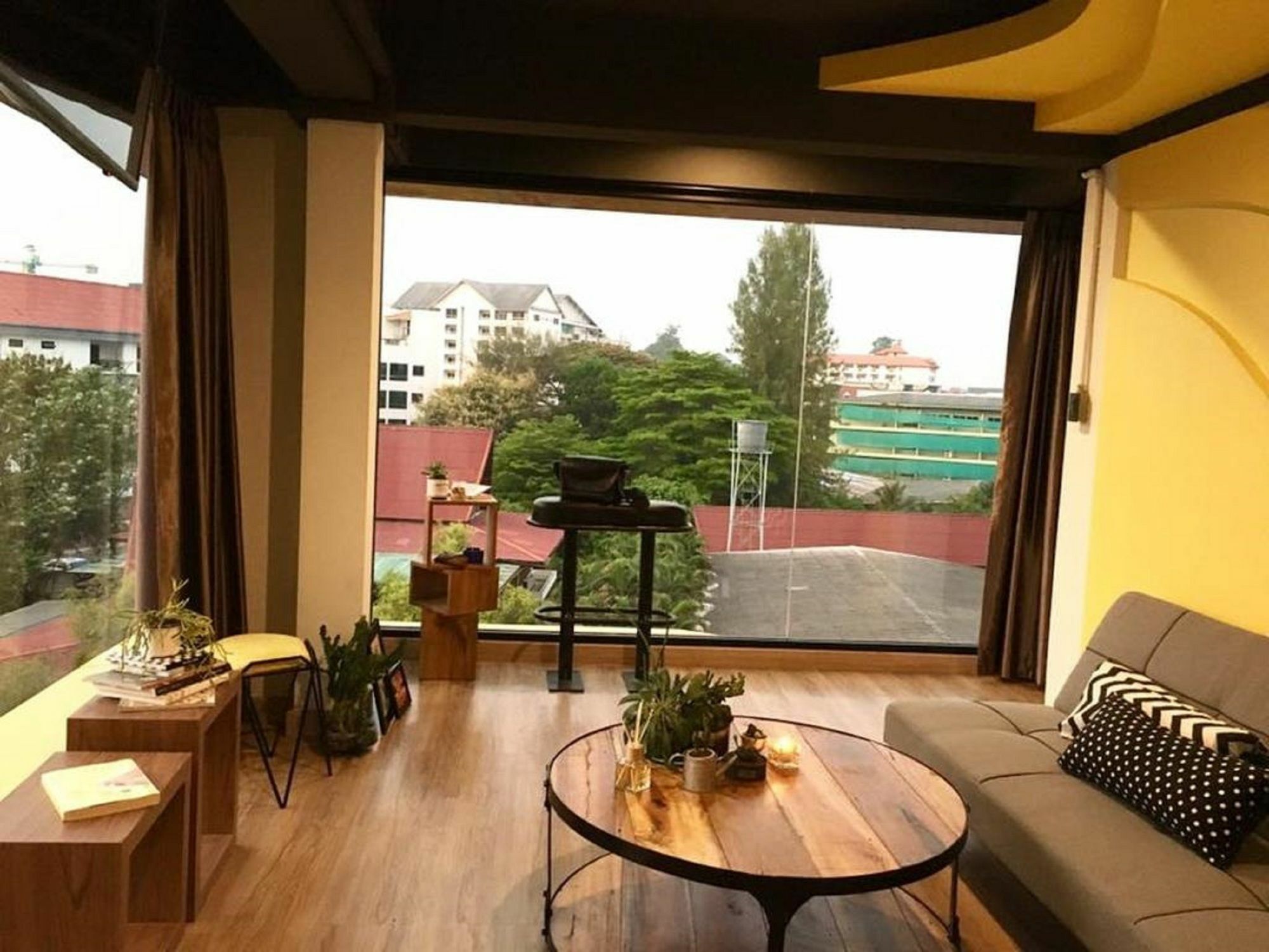 Hotel The Hive 3*