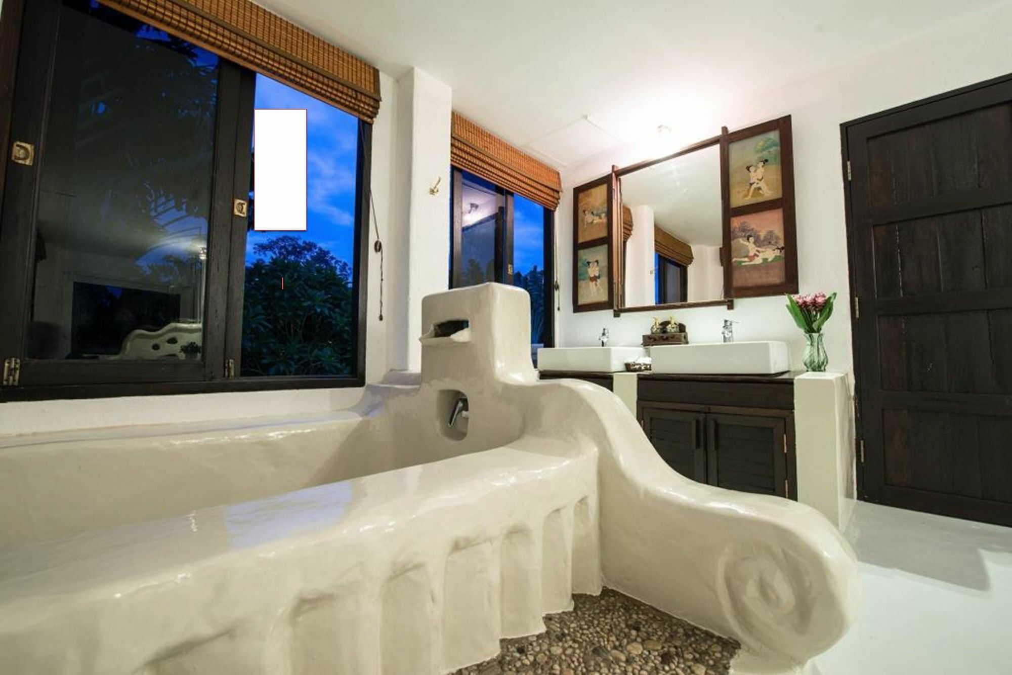 Villa Initial Dawn Riverside *