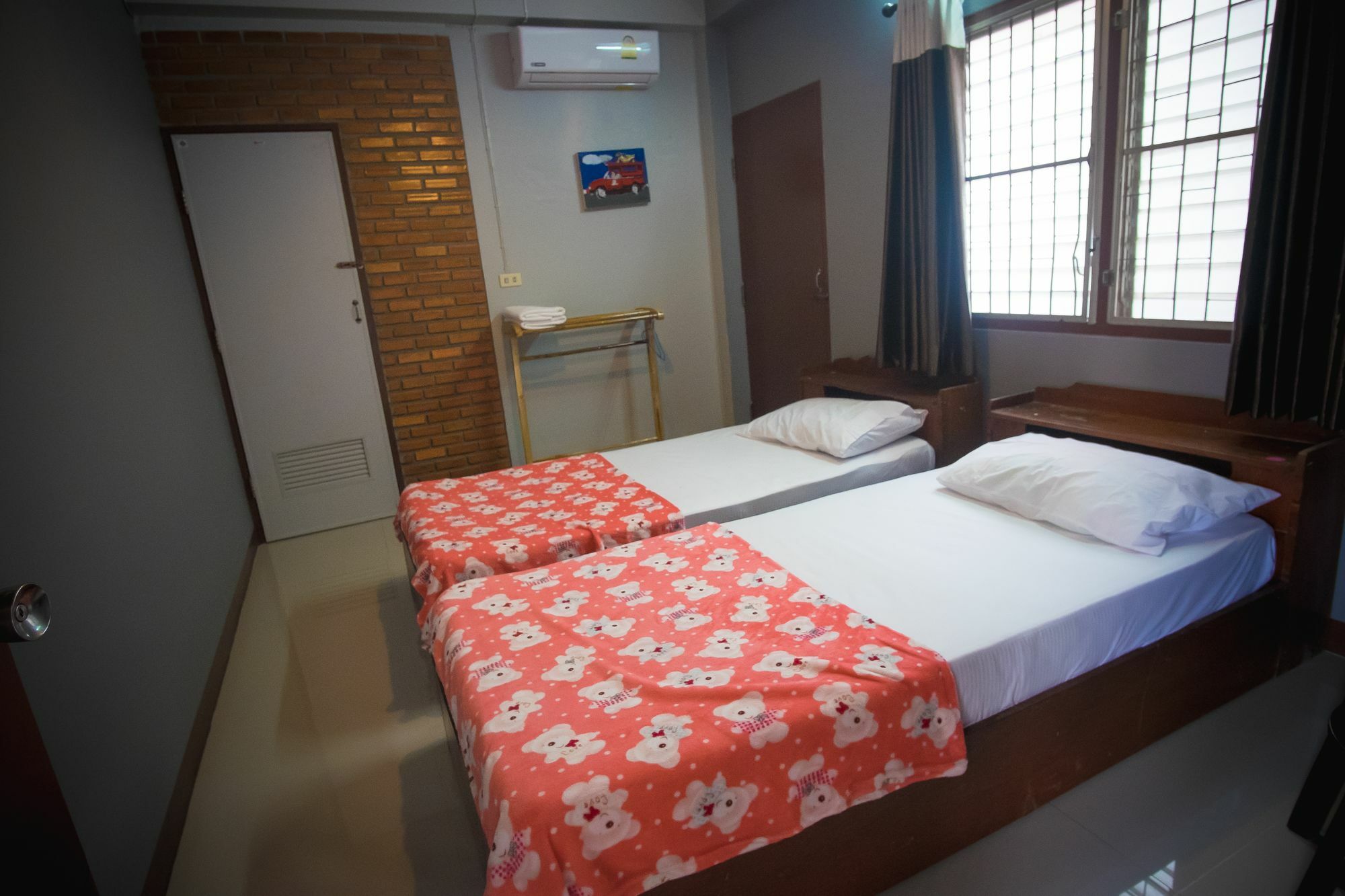 Guest house Baan Ha 2*