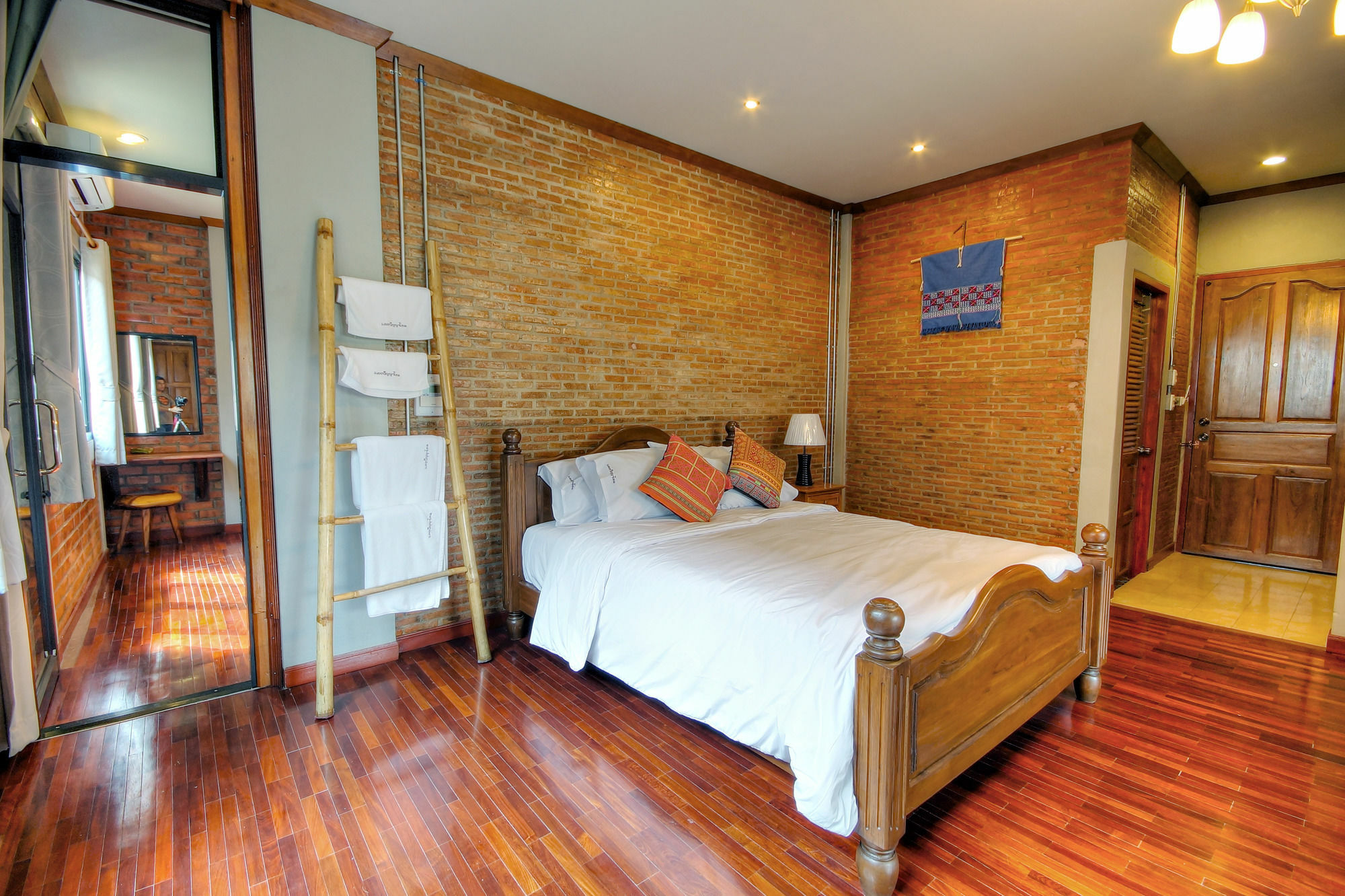 Guest house Saeng Panya Home Sha Plus
