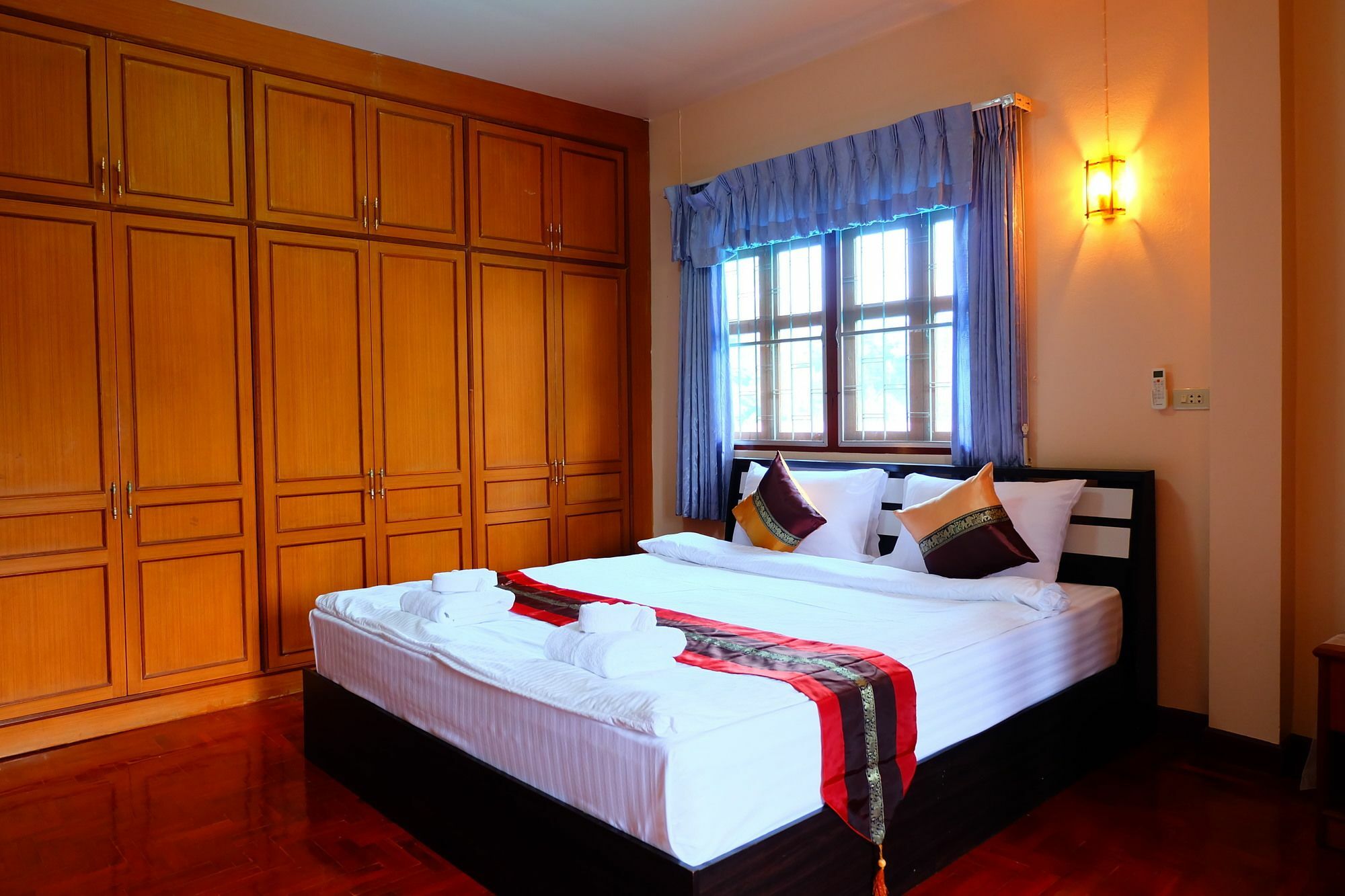 Hotel Bann Thassanee 2*