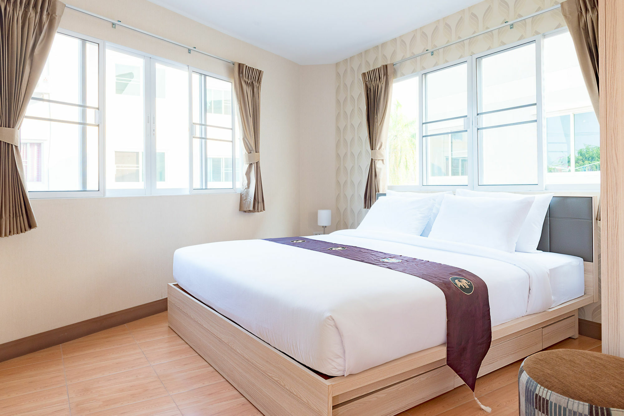 Orawan Aparthotel