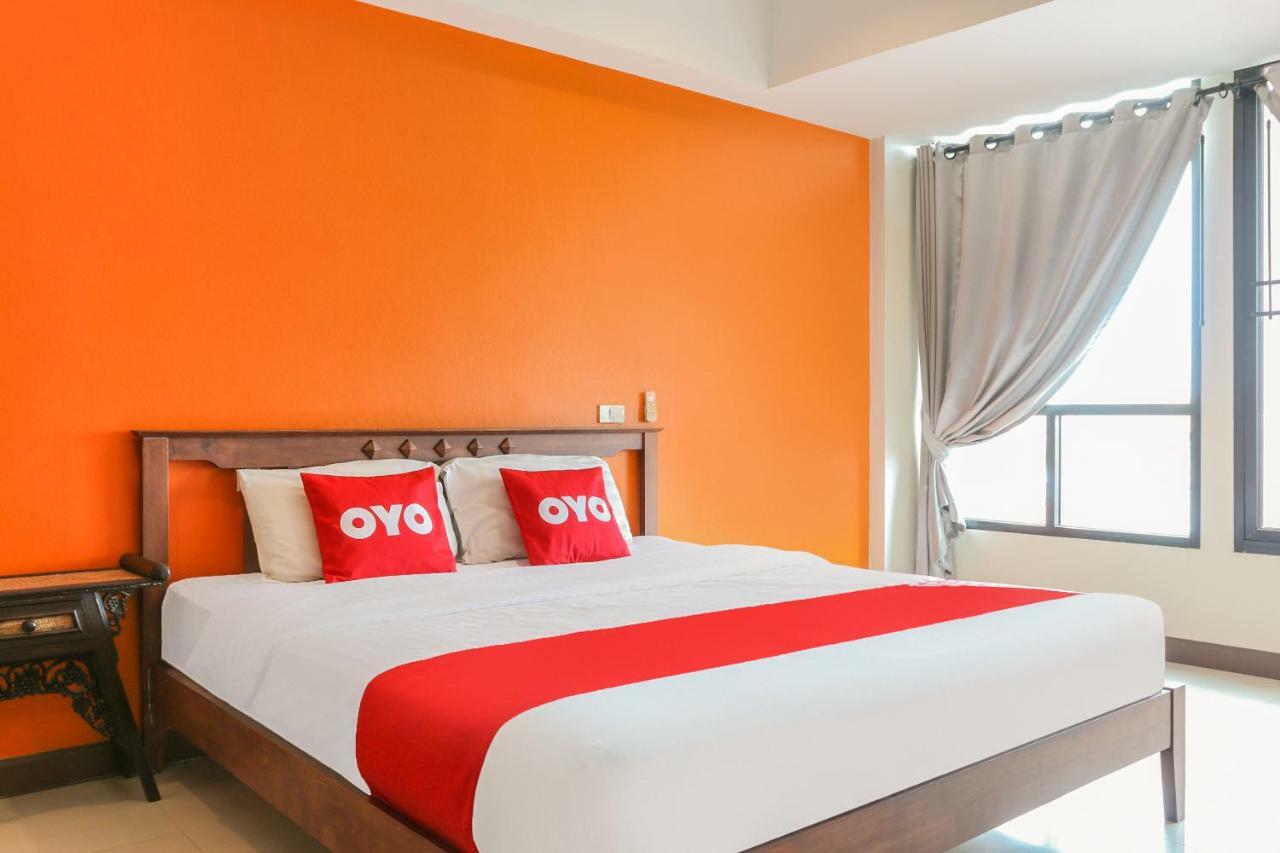 Hotel Oyo 233 Sunshine House 3*