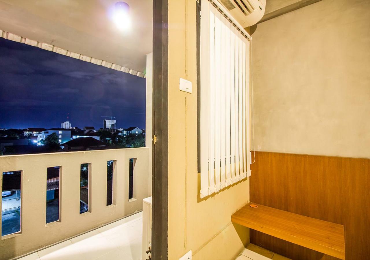 B2 Santitham Hotel 2*