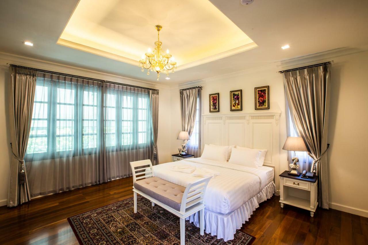 Merchant Villa- Sha Extra Hotel