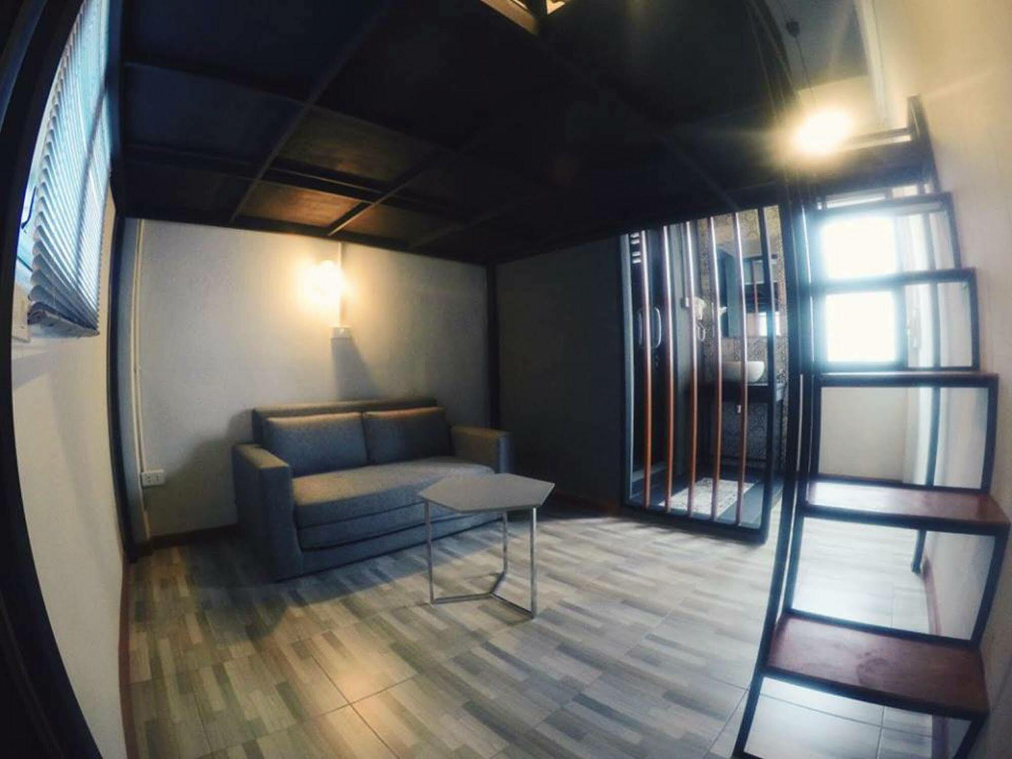 Asrama Chiangmai Moli (adults Only) *