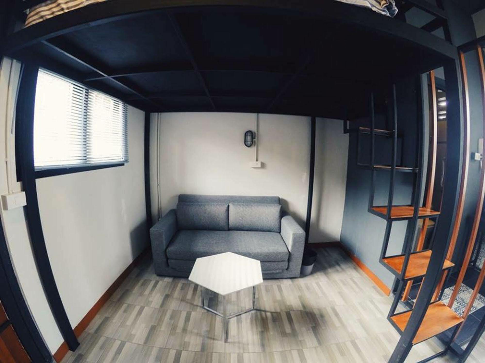 Hostel Chiangmai Moli (adults Only) *