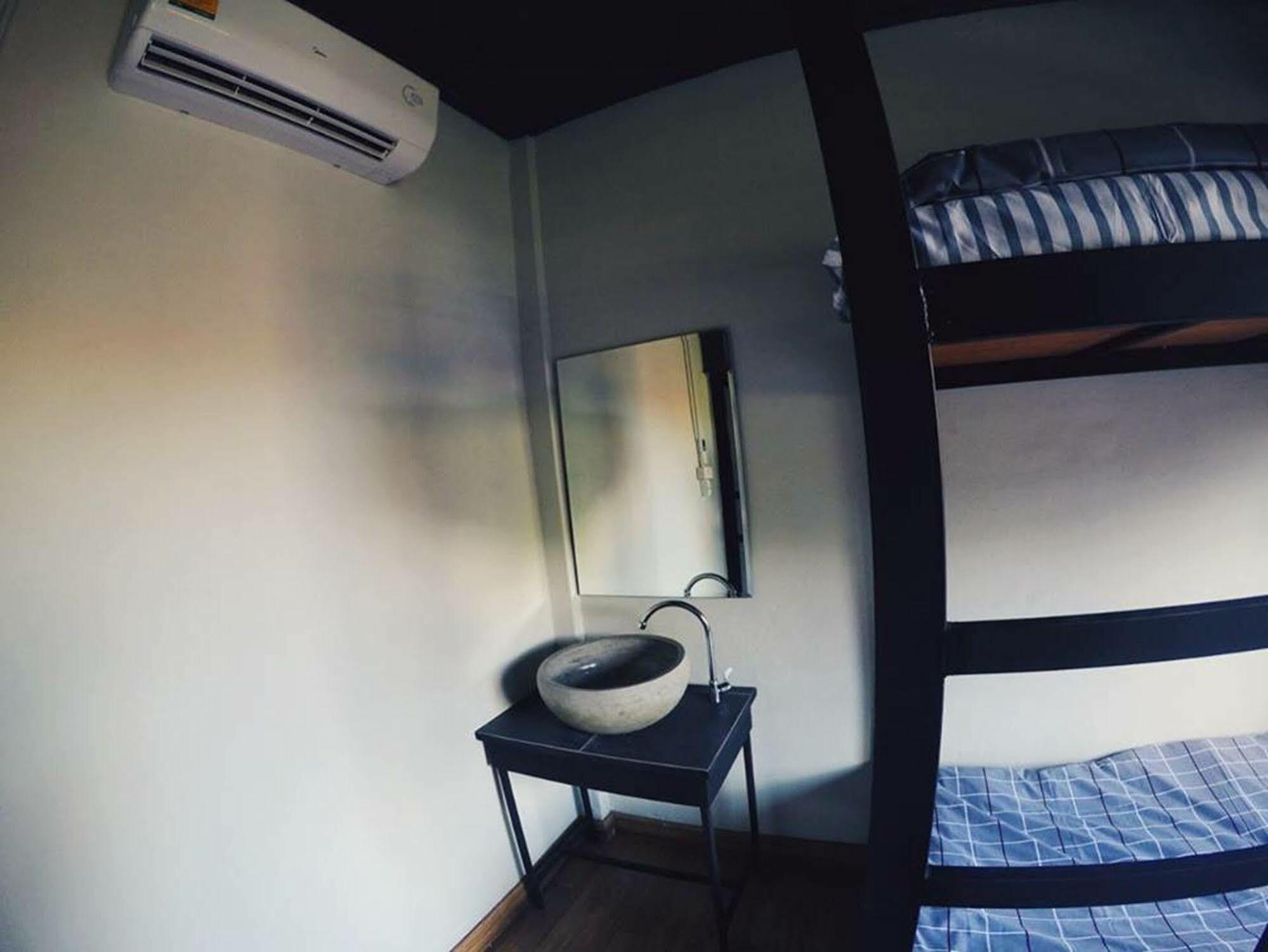 Chiangmai Moli (adults Only) Hostel *