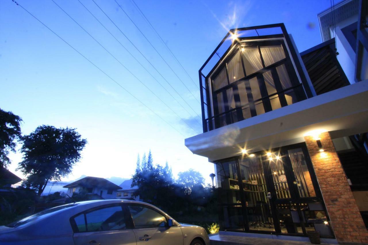 The Nichehome Waterside Living Guest house