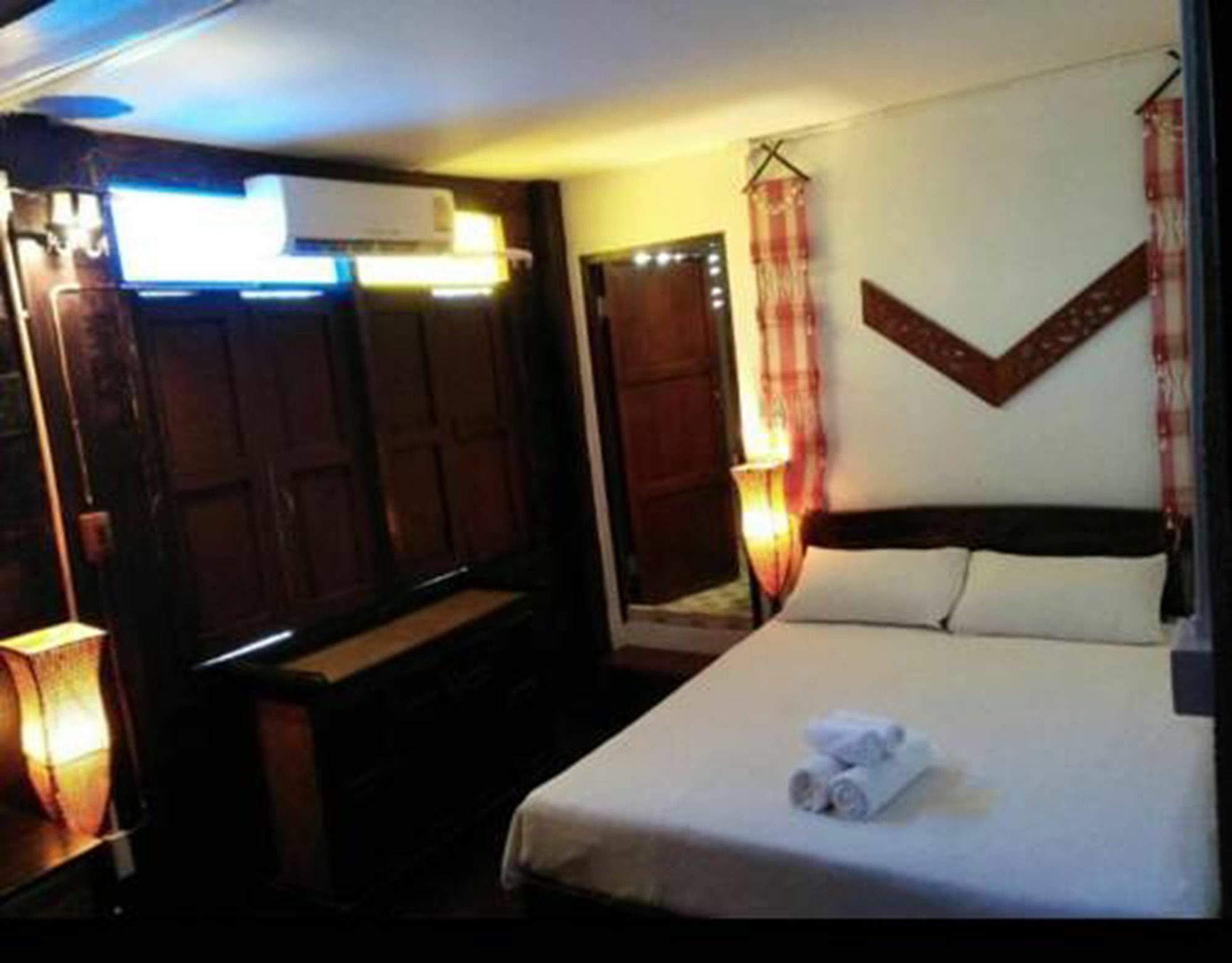 Guest house Baan Khun Krub 2*