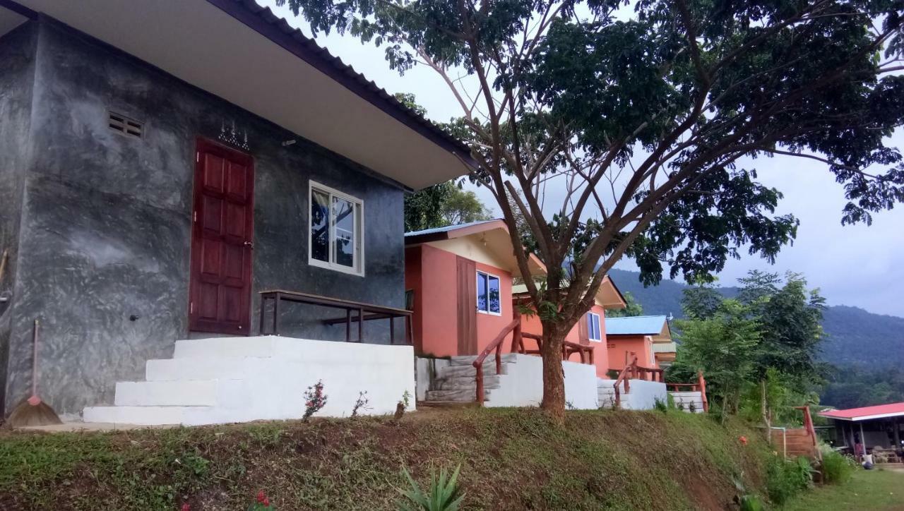 Guest house Mon View Doi Chiang Mai