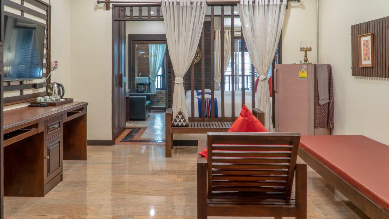 Sunny V Hotel 4*