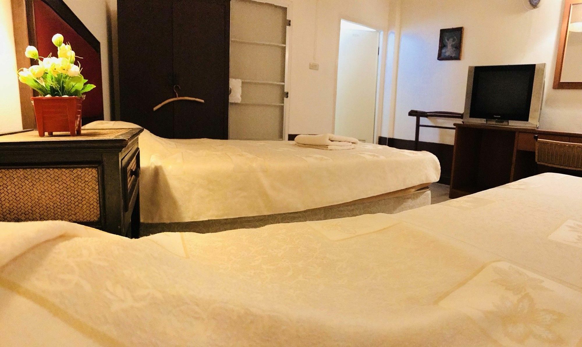 Walai House Chiangmai Hotel