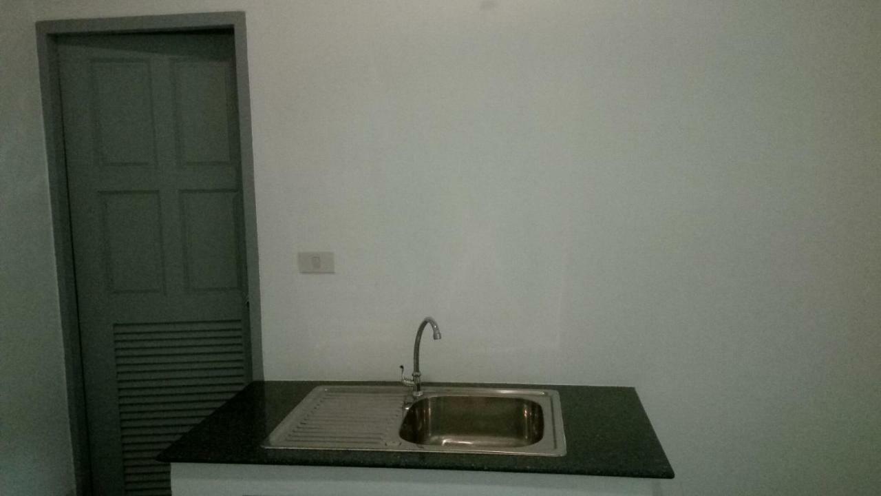 Hostel To Let *