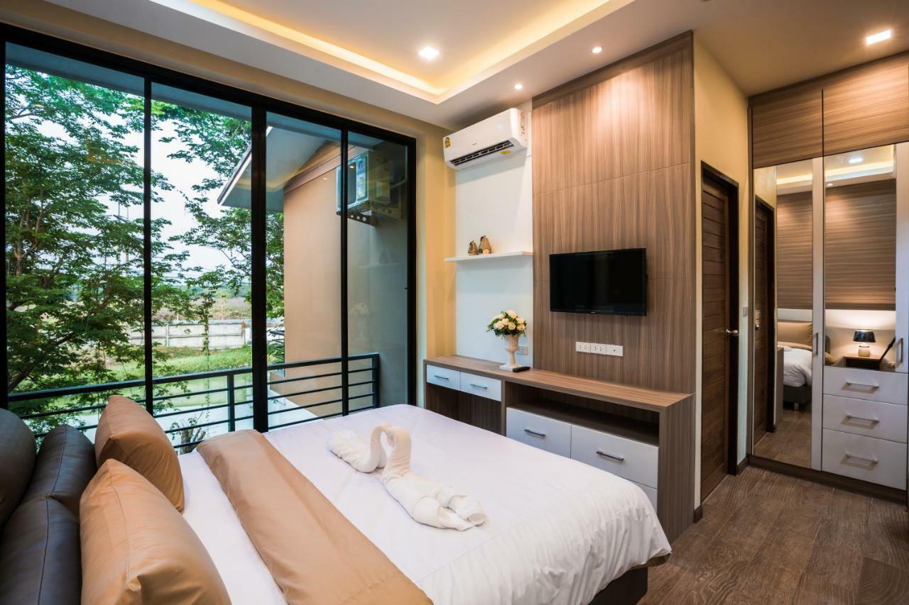 Pim Vvip Pool * Chiang Mai