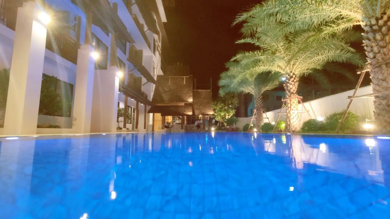 Pleasant Chiangmai Hotel 4*