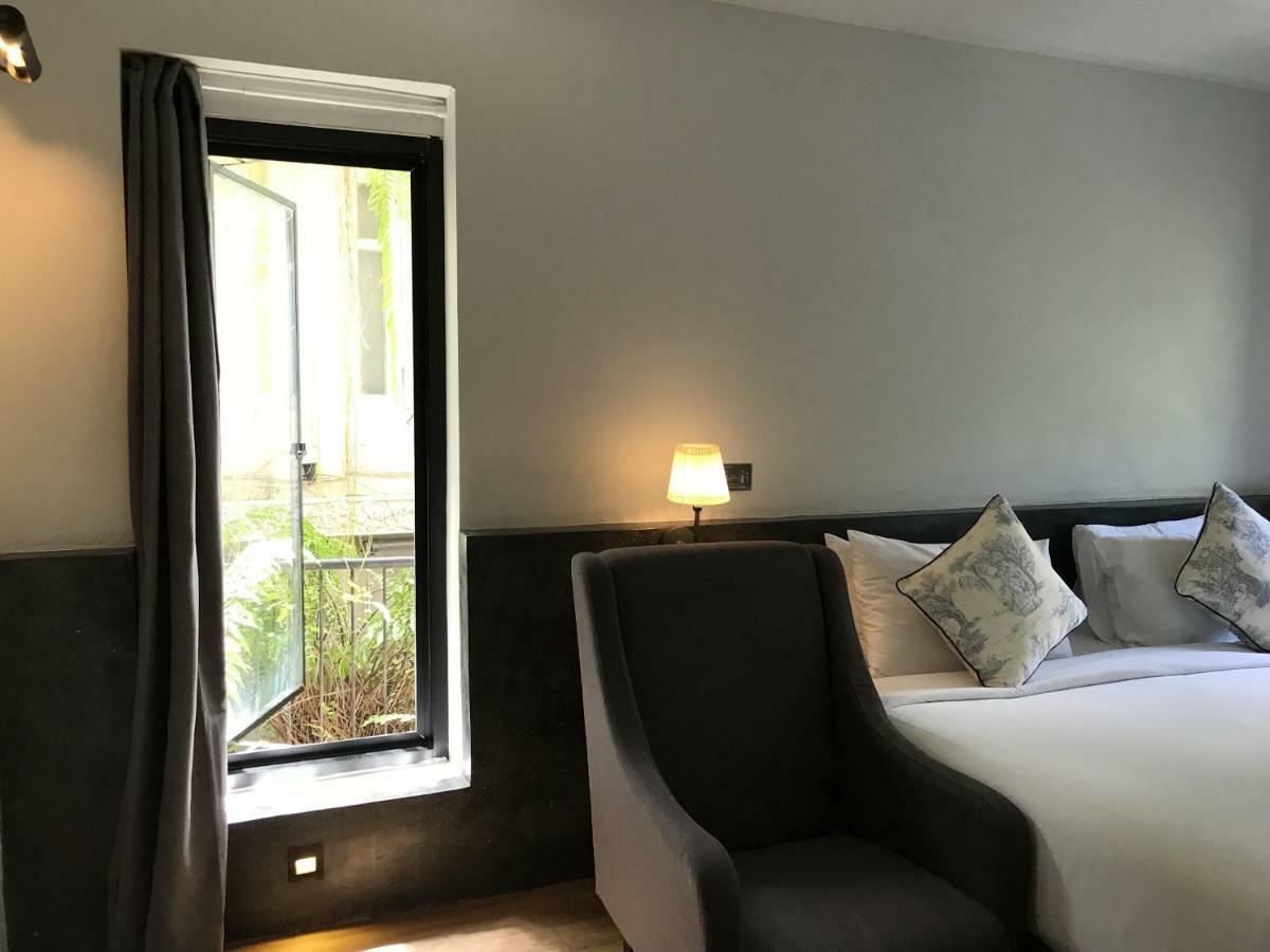 Hotel Noir 3*