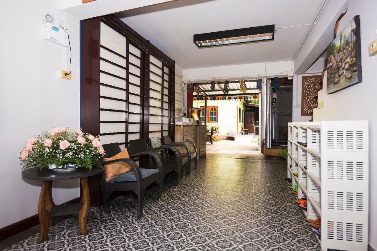Hotel At Phra Sing Retro